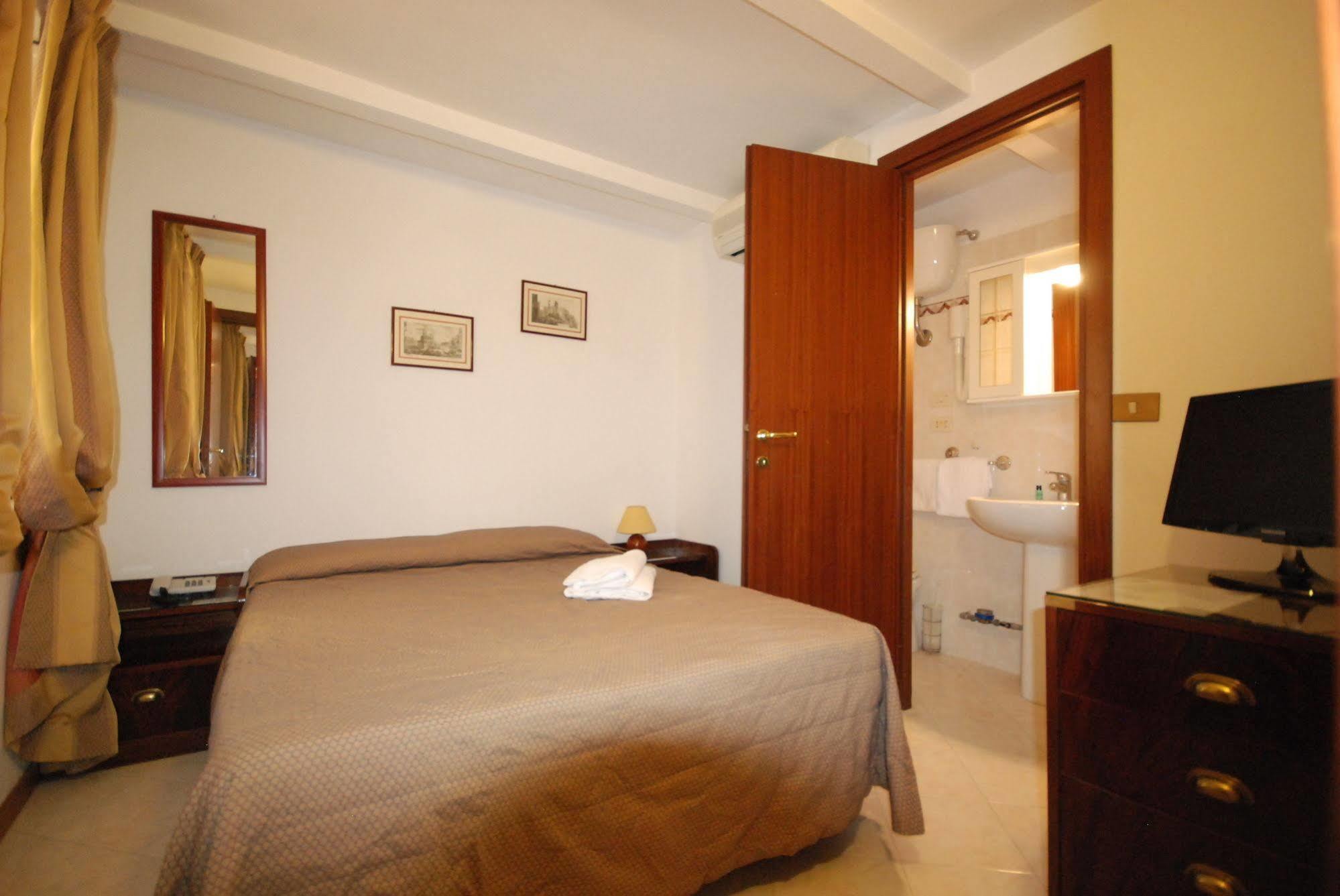 Hotel Residence Vatican Suites Řím Exteriér fotografie